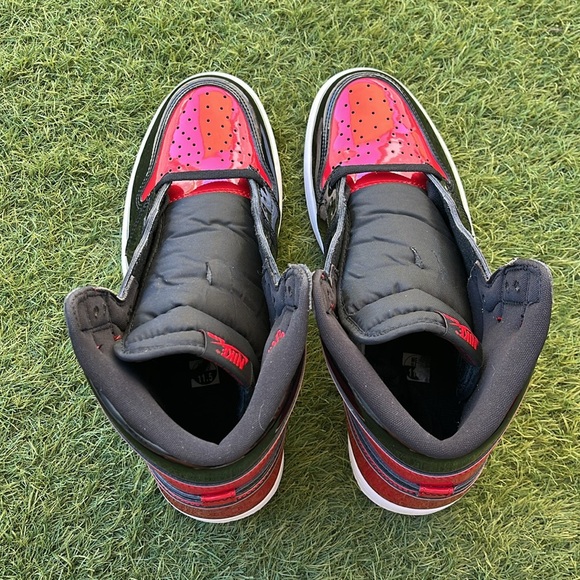 Air Jordan 1 Retro High OG main image 3